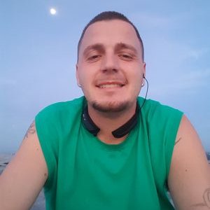Profile Picture of Chris Frazer (@poorplayer) on Twitter