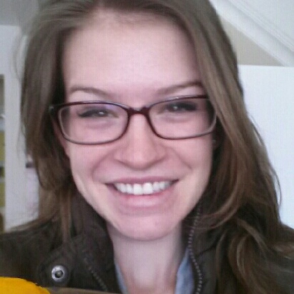 Profile Picture of Jessica Scheible (@jesslynn93) on Poshmark