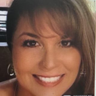 Profile Picture of Tiffany Manues Thyfault (@tiffany.manuesthyfault) on Facebook