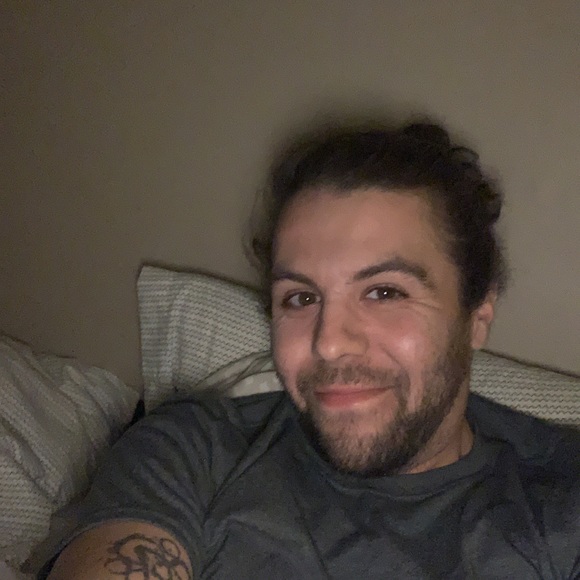 Profile Picture of Dante Dantonio (@danted428) on Poshmark