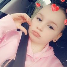 Profile Picture of Alix Moore 08 (@AlixMoore081) on Twitter