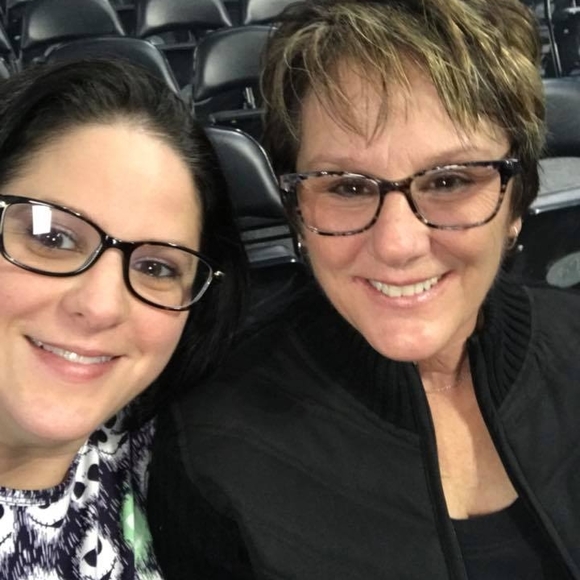 Profile Picture of Jean Boyer (@jboyer81) on Poshmark