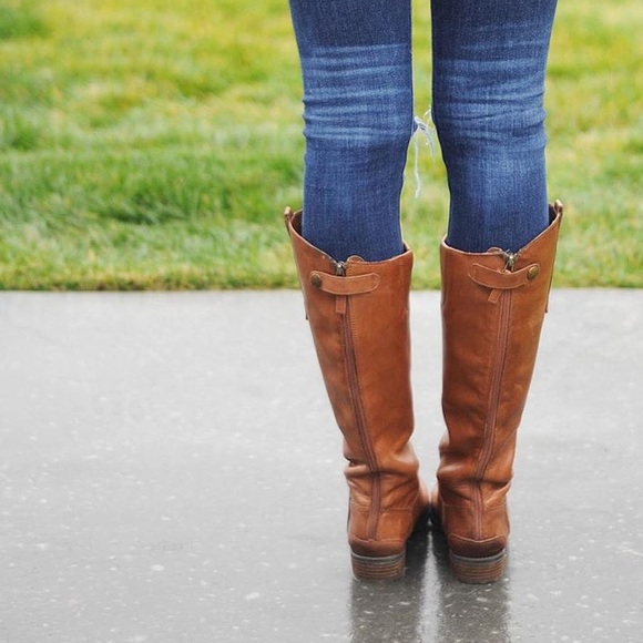 Kat Delayo - Poshmark Profile Picture of Kat Delayo (@katdelayo) on Poshmark