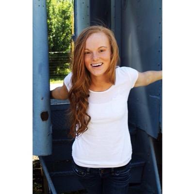 Profile Picture of Natalie McFarland (@mcfarland_nat) on Twitter