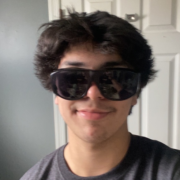 Profile Picture of Jonah Coleman (@jwok16) on Poshmark