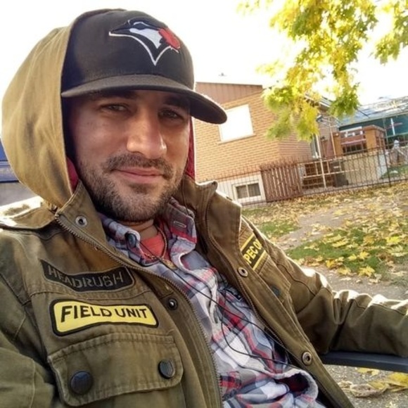 Profile Picture of Alexandre Auger (@alexandreauger) on Poshmark