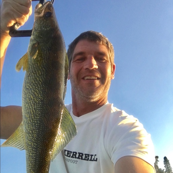 Profile Picture of James Mueller (@toomuchtackle) on Poshmark