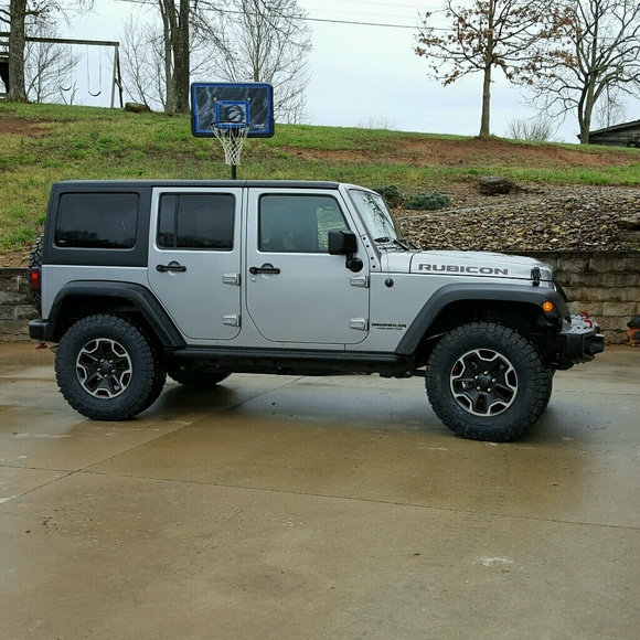 Profile Picture of Gary Cox (@grc9600) on Poshmark