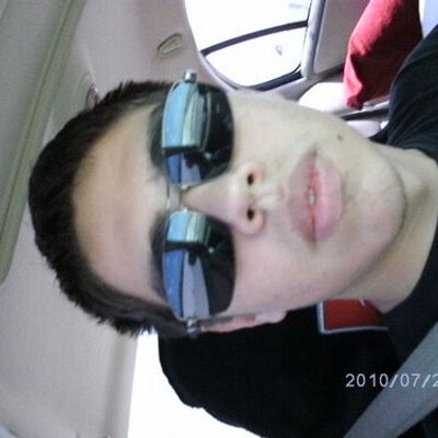 Profile Picture of David Kizer (@blackoutmenace) on Twitter