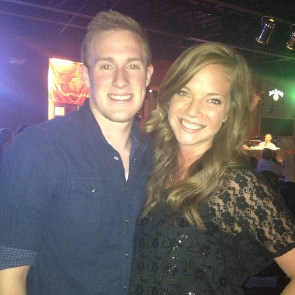 Profile Picture of Miqui Long (@miqui) on Poshmark