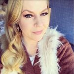 Profile Picture of Laura Walker (@laurabelle72) on Instagram