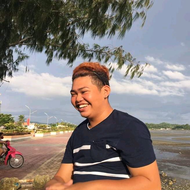 Profile Picture of paul espera (@paulespera) on Tiktok