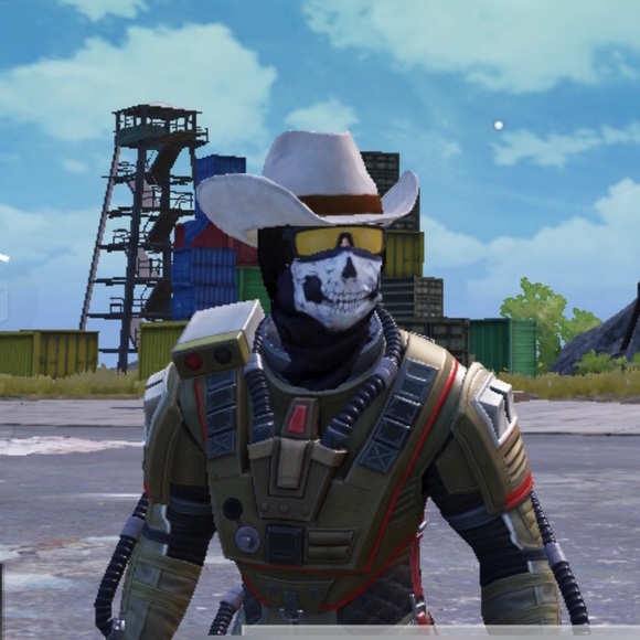 Profile Picture of James Torras (@kimojames78) on Poshmark