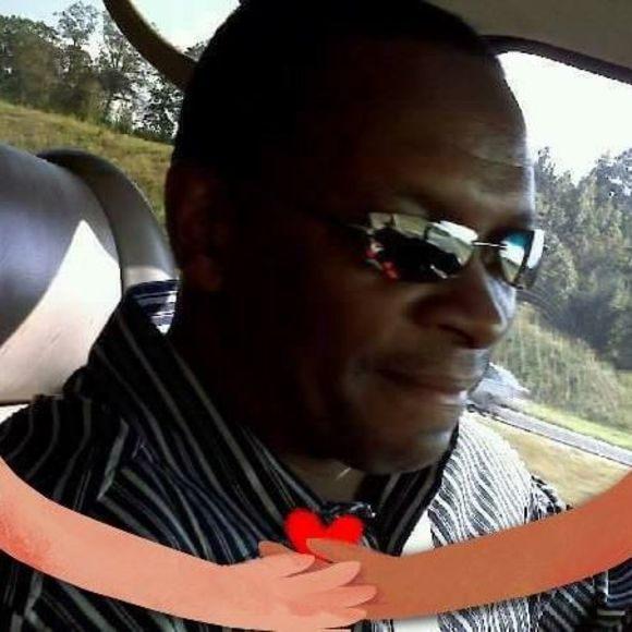 Profile Picture of Jeffrey Haygood (@king5333) on Poshmark