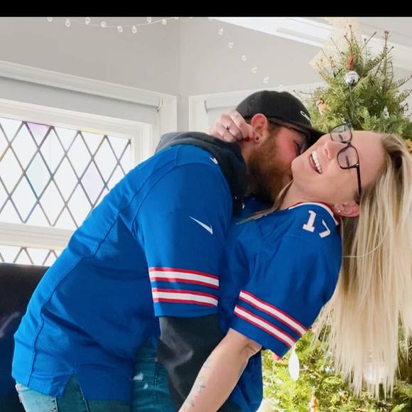 Profile Picture of Sabrina Kraska (@sabrinamkraska) on Poshmark