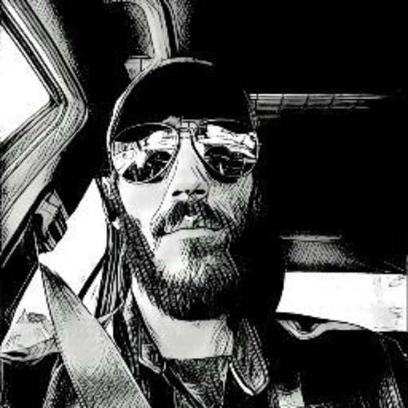 Profile Picture of Dave Tanasijevic (@dave1185) on Poshmark