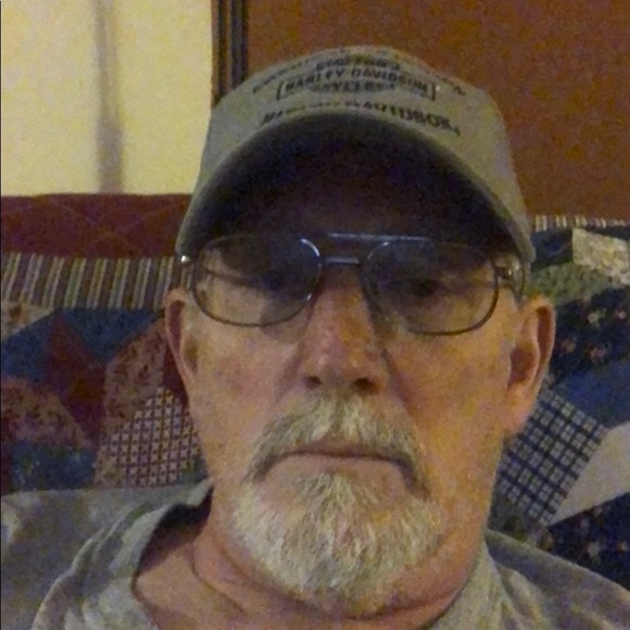 Profile Picture of Gary Trostorff (@tazmann54665) on Poshmark