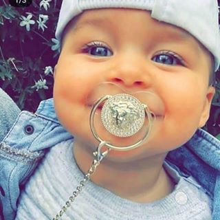 Cylia Kem - Facebook Profile Picture of Cylia Kem (@cylia.kem.9) on Facebook