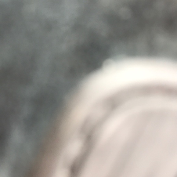 Quinten Tamasy - Poshmark Profile Picture of Quinten Tamasy (@hirn789) on Poshmark