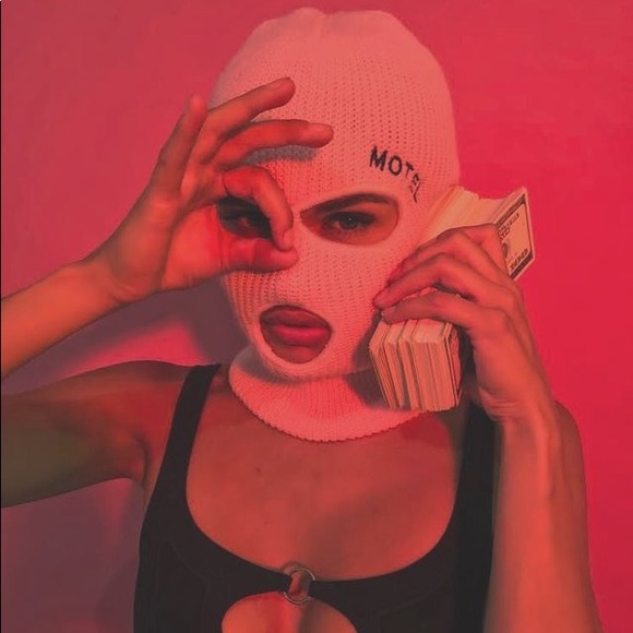 Profile Picture of Brian Mcintire (@bj2rawllc) on Poshmark