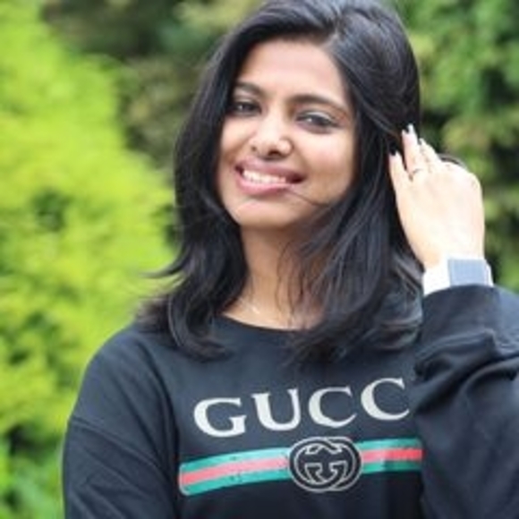 Profile Picture of Neethu Thomas (@neethu_thomas) on Poshmark