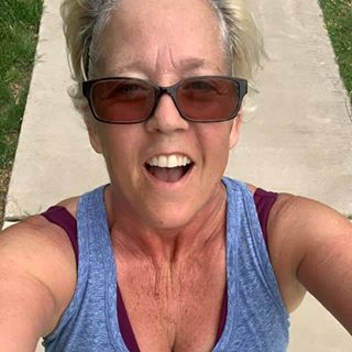 Profile Picture of Julie Fields Kent (@juliefieldskent) on Facebook