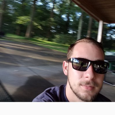 Profile Picture of Joe Yarbrough (@Joeyarbrough13) on Twitter