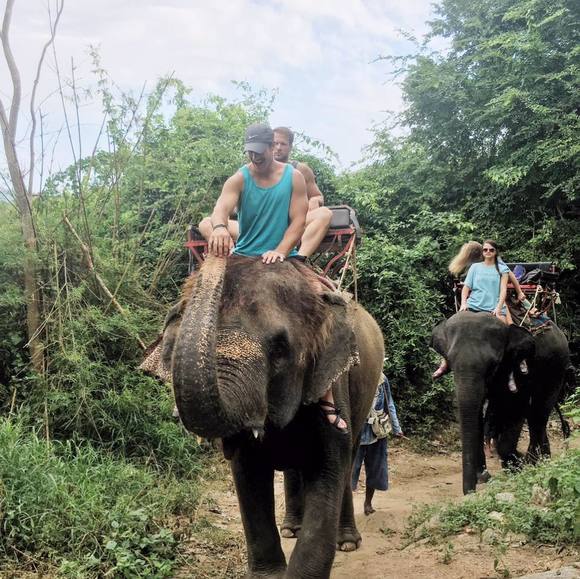 Profile Picture of Bradley Martin (@beemart0) on Poshmark