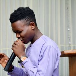 Profile Picture of Tife Ojeaburu (@OjeaburuTife) on Twitter