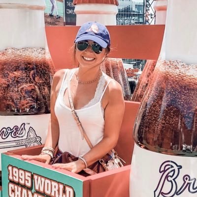 Profile Picture of Katelyn Chase (@KatelynChase) on Twitter