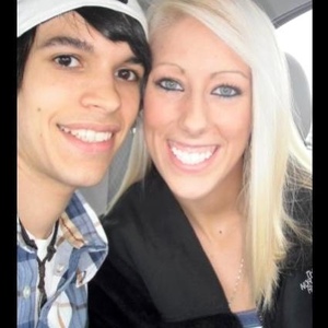 Profile Picture of Casey Shipman (@imeatinchedder) on Myspace