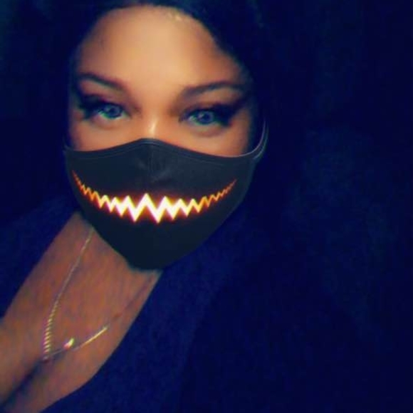 Profile Picture of Chevela Prince (@chevy2016) on Poshmark