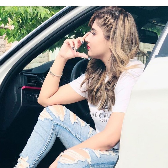 Profile Picture of Nancy Nancy (@nancynancy143) on Poshmark