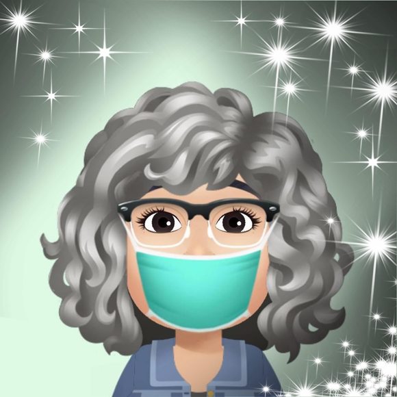 Profile Picture of Sandra Fresch (@sandrafresch) on Poshmark