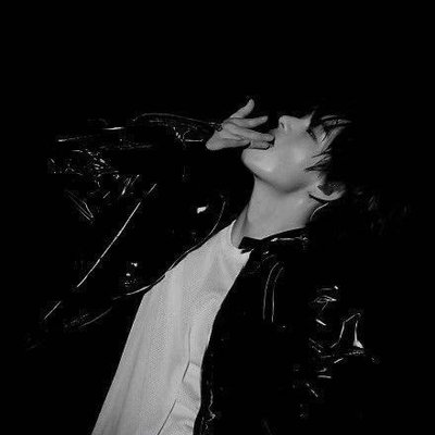 Profile Picture of  ⛓ 🍷Park Vince Nathan Dion Alexander  🍷 ⛓ (@YerinAlexander) on Twitter