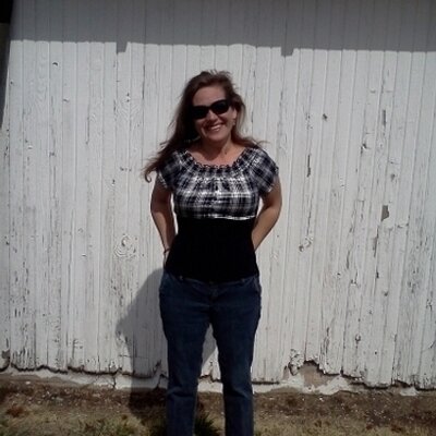 Profile Picture of Lora Reynolds (@LoraReynolds7) on Twitter
