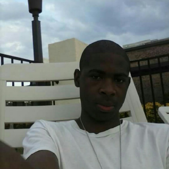 Profile Picture of Steven Rudolph (@kingsteven014) on Poshmark