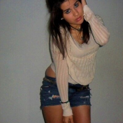 Profile Picture of Julia Pinedo (@NesiJulia) on Twitter