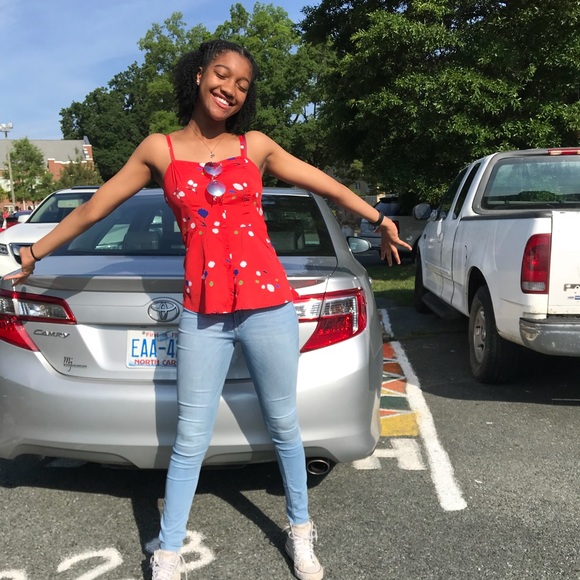 Profile Picture of Alex Addison (@alexjaddison) on Poshmark