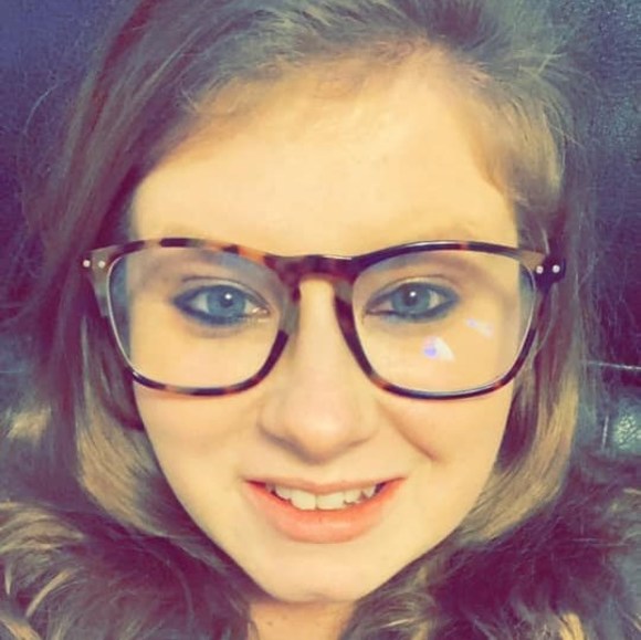 Profile Picture of Amber Collins (@ambercollins920) on Poshmark