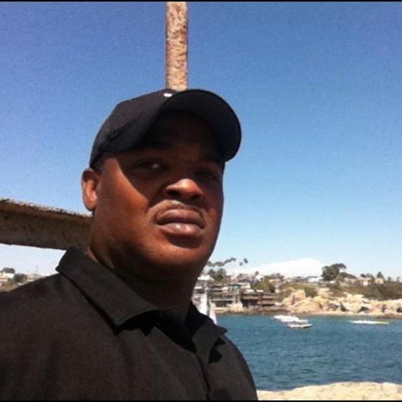 Profile Picture of Gary Chambers (@garychambers) on Poshmark