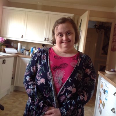 Profile Picture of Rachel Carr (@rachelc76784334) on Twitter