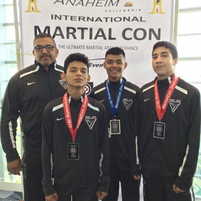 Profile Picture of mathew becerra (@BecerraMathew) on Twitter