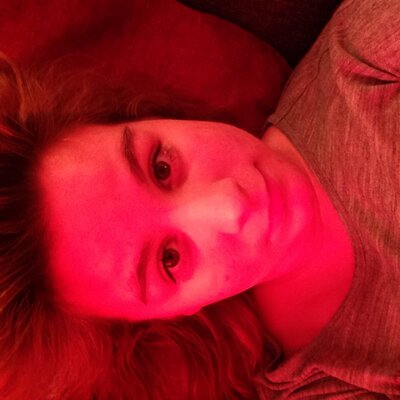 Profile Picture of Linnea Hansen (@FoxxieCuddles) on Twitter
