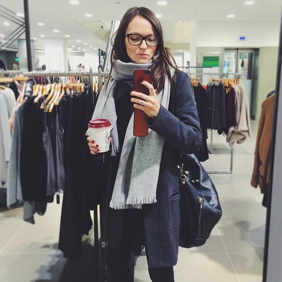 Profile Picture of Natalia Chernova (@natanouir) on Poshmark