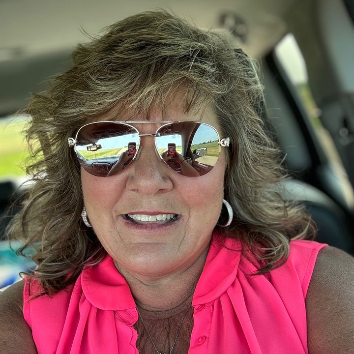 Profile Picture of Paula (@paulamikkelson4) on Tiktok