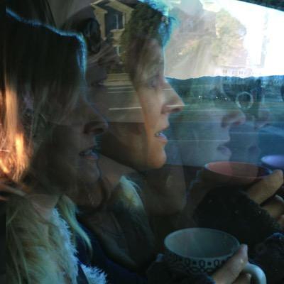 Profile Picture of Kimmi Johnson (@ParapluieBleu) on Twitter