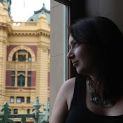 Profile Picture of Laura McDougall (@Ravenwingsong) on Youtube