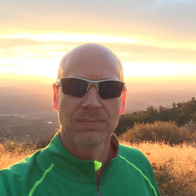 Profile Picture of Geoff Moody (@classicg72) on Twitter