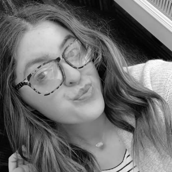 Profile Picture of Emilee Frauenberger (@emmrosee248) on Poshmark